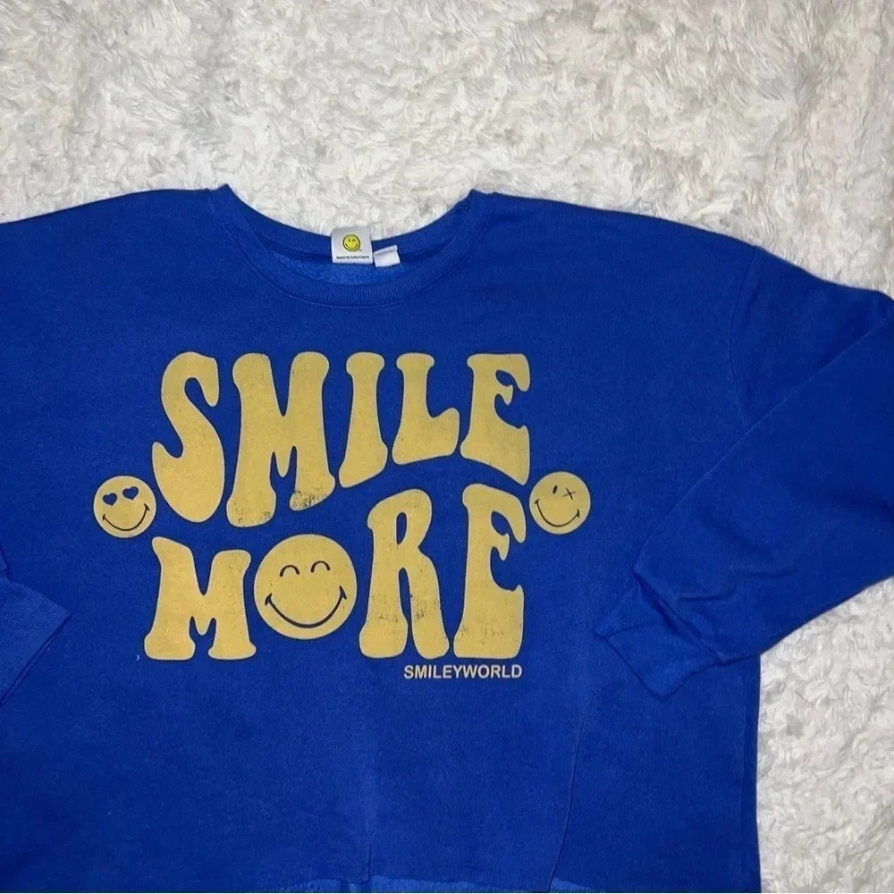 Smiley World Smile More Graphic Sweatshirt Size Xl